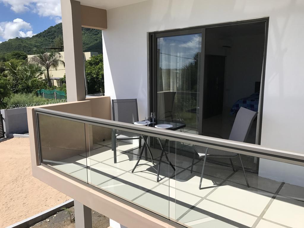 Luxe Exotica Apartments ラ・ガウレット エクステリア 写真