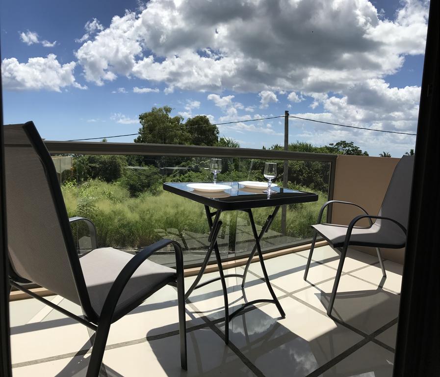 Luxe Exotica Apartments ラ・ガウレット エクステリア 写真