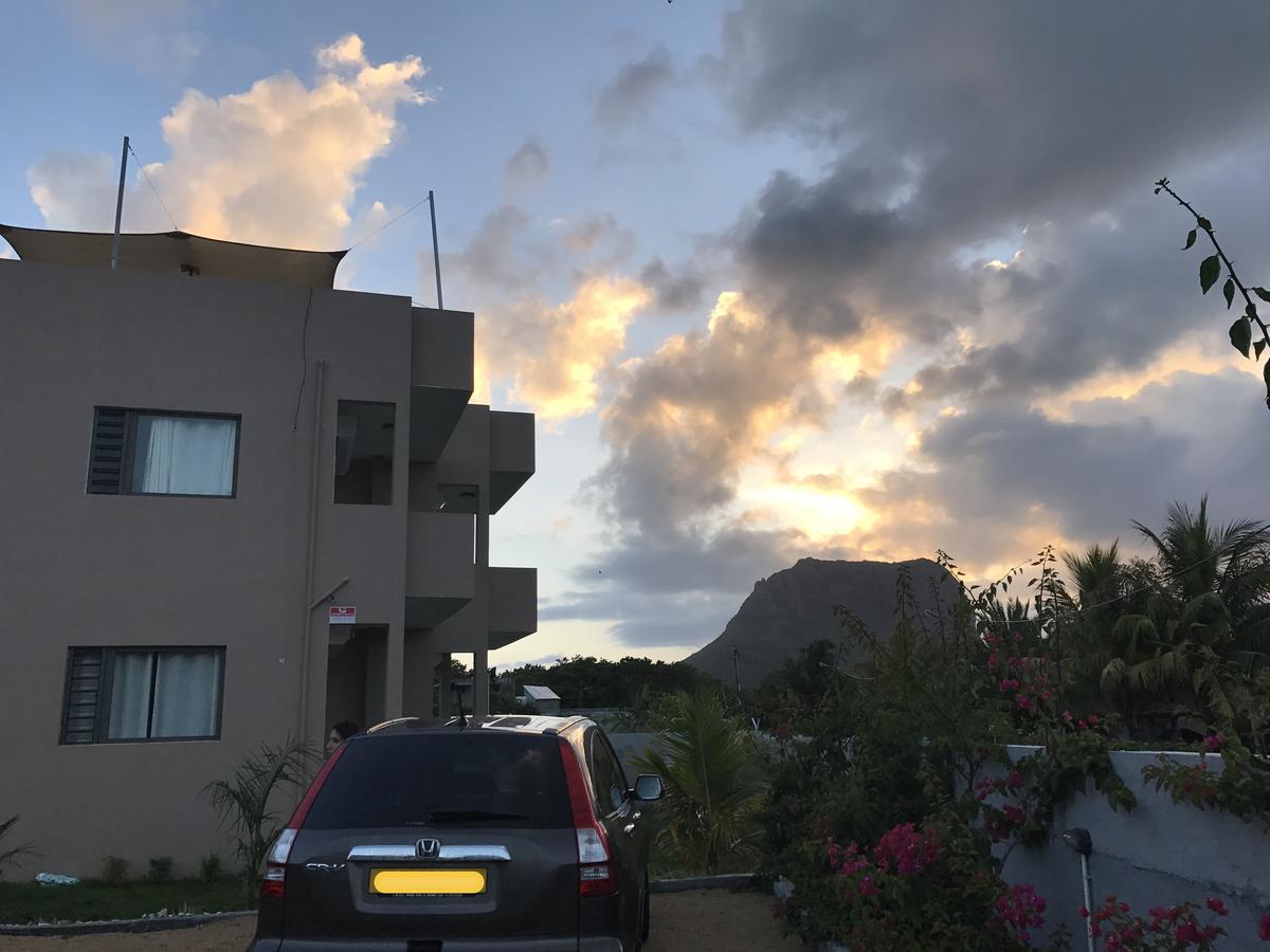 Luxe Exotica Apartments ラ・ガウレット エクステリア 写真